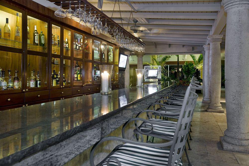 Windward Passage Hotel Charlotte Amalie Restoran gambar