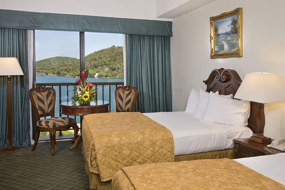 Windward Passage Hotel Charlotte Amalie Bilik gambar
